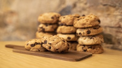 chocolate chip cookies stacked up